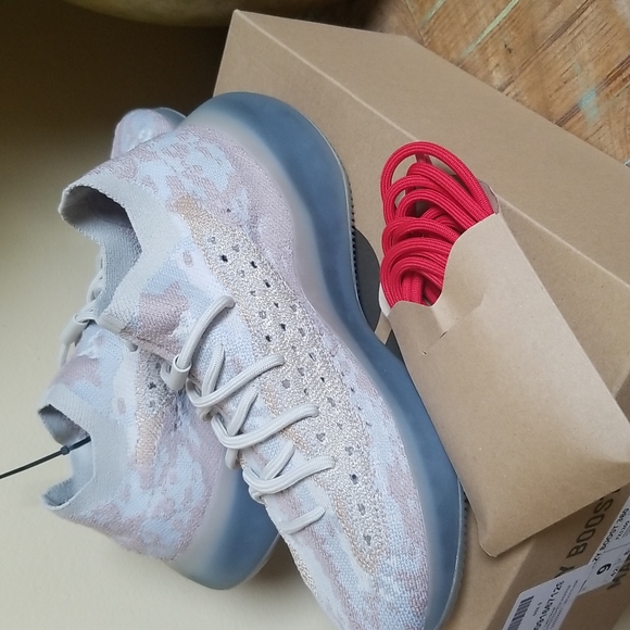 NWT Adidas Yeezy Boost 380 Pepper - SZ 9 - Picture 11 of 12